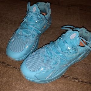 Women’s Filas sneakers